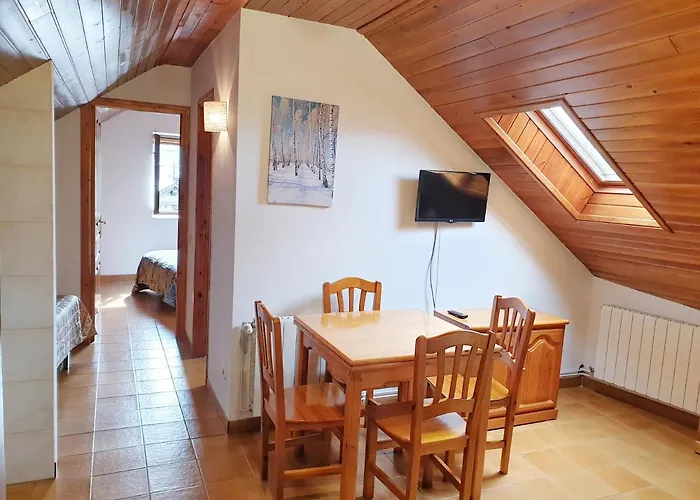 Casa Xulla 2 * Estación